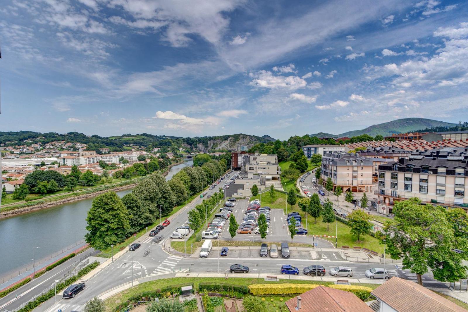 Luminoso Atico Con Terraza, Irun, Parking, 4Pax Apartment Exterior photo