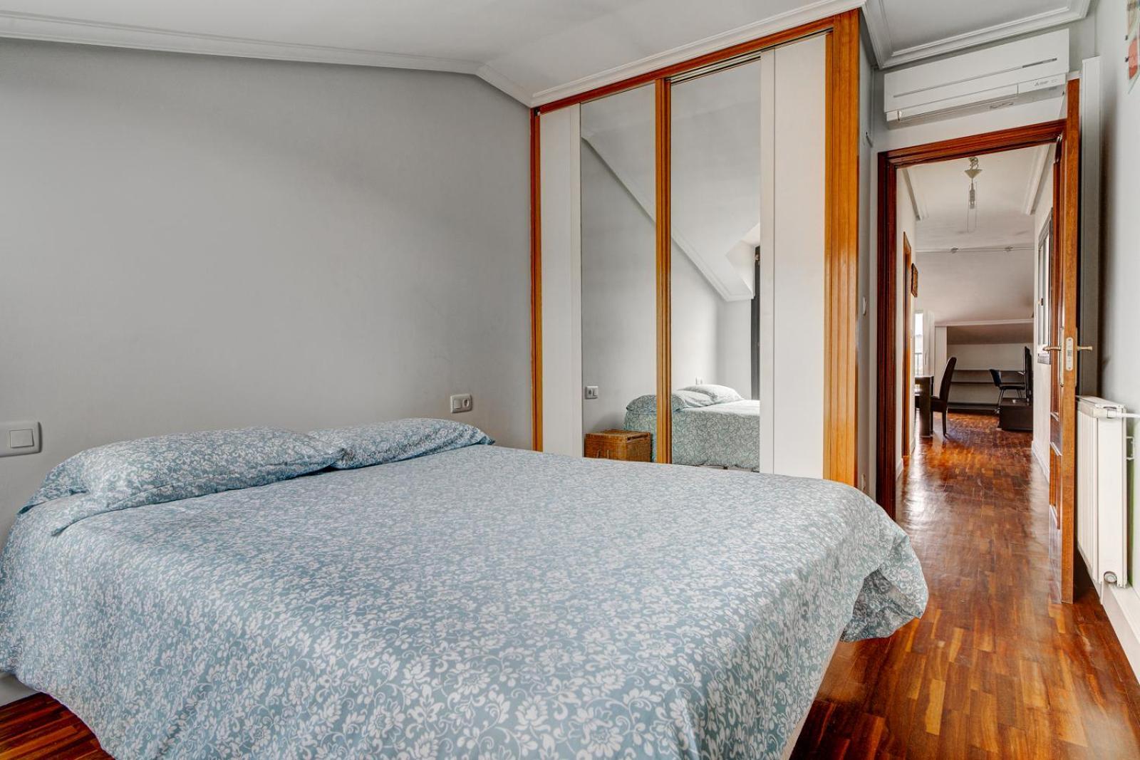 Luminoso Atico Con Terraza, Irun, Parking, 4Pax Apartment Exterior photo