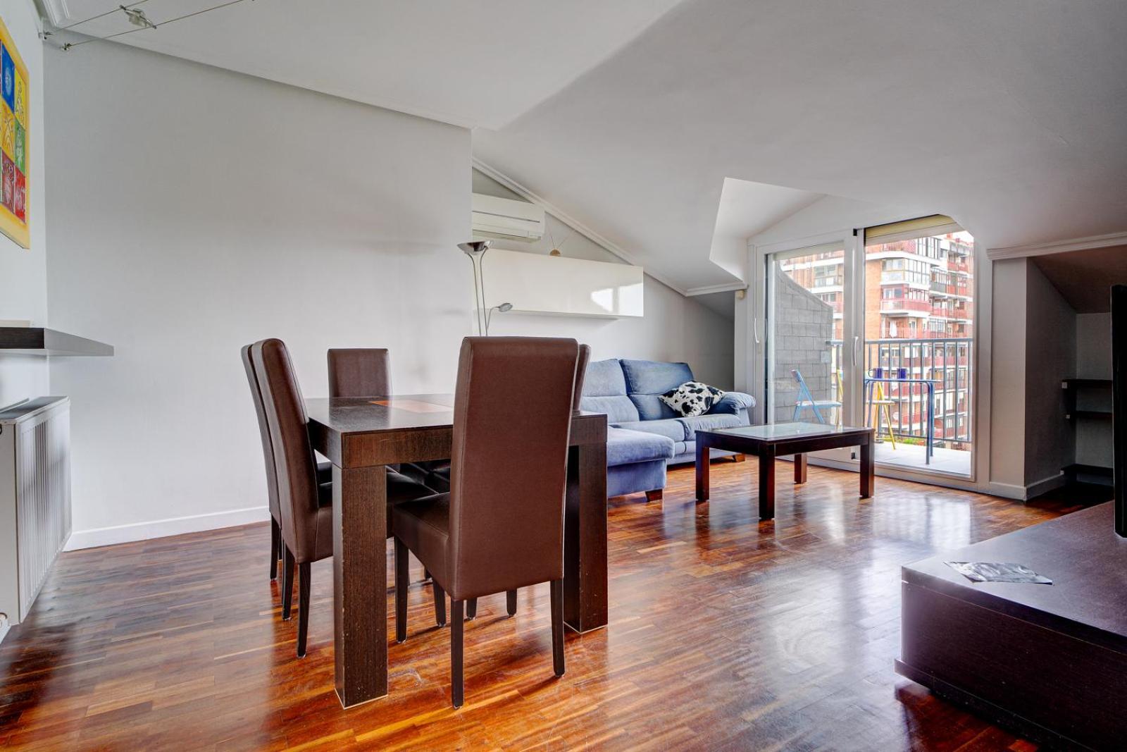 Luminoso Atico Con Terraza, Irun, Parking, 4Pax Apartment Exterior photo